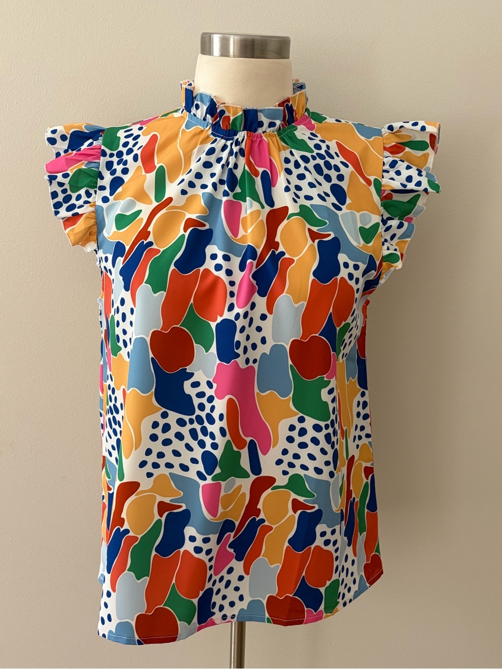 NWT Emery Rose Multicolor Abstract Print Ruffle Sleeve Top S Artsy Coquette - Picture 3 of 10